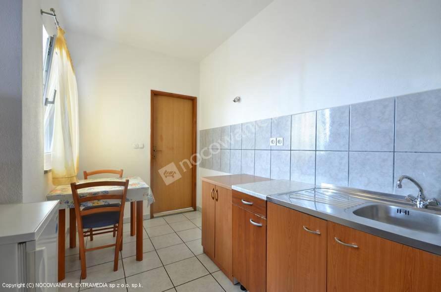 دوغي رات Apartmani Karla المظهر الخارجي الصورة