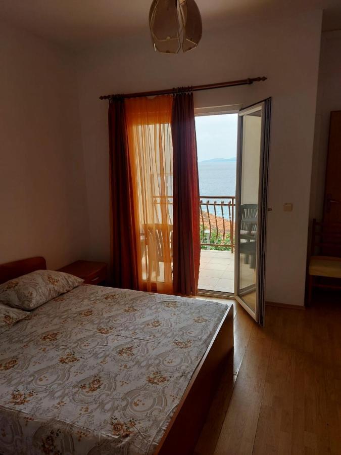 دوغي رات Apartmani Karla المظهر الخارجي الصورة