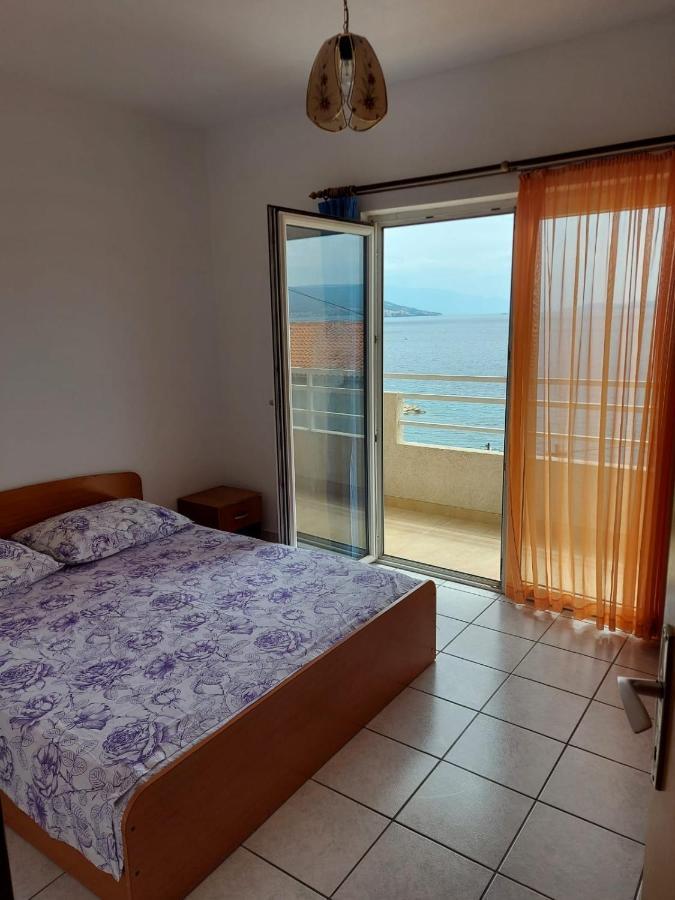 دوغي رات Apartmani Karla المظهر الخارجي الصورة
