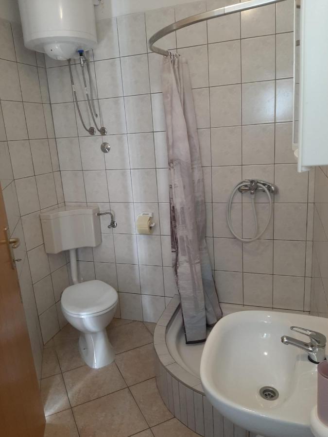 دوغي رات Apartmani Karla المظهر الخارجي الصورة